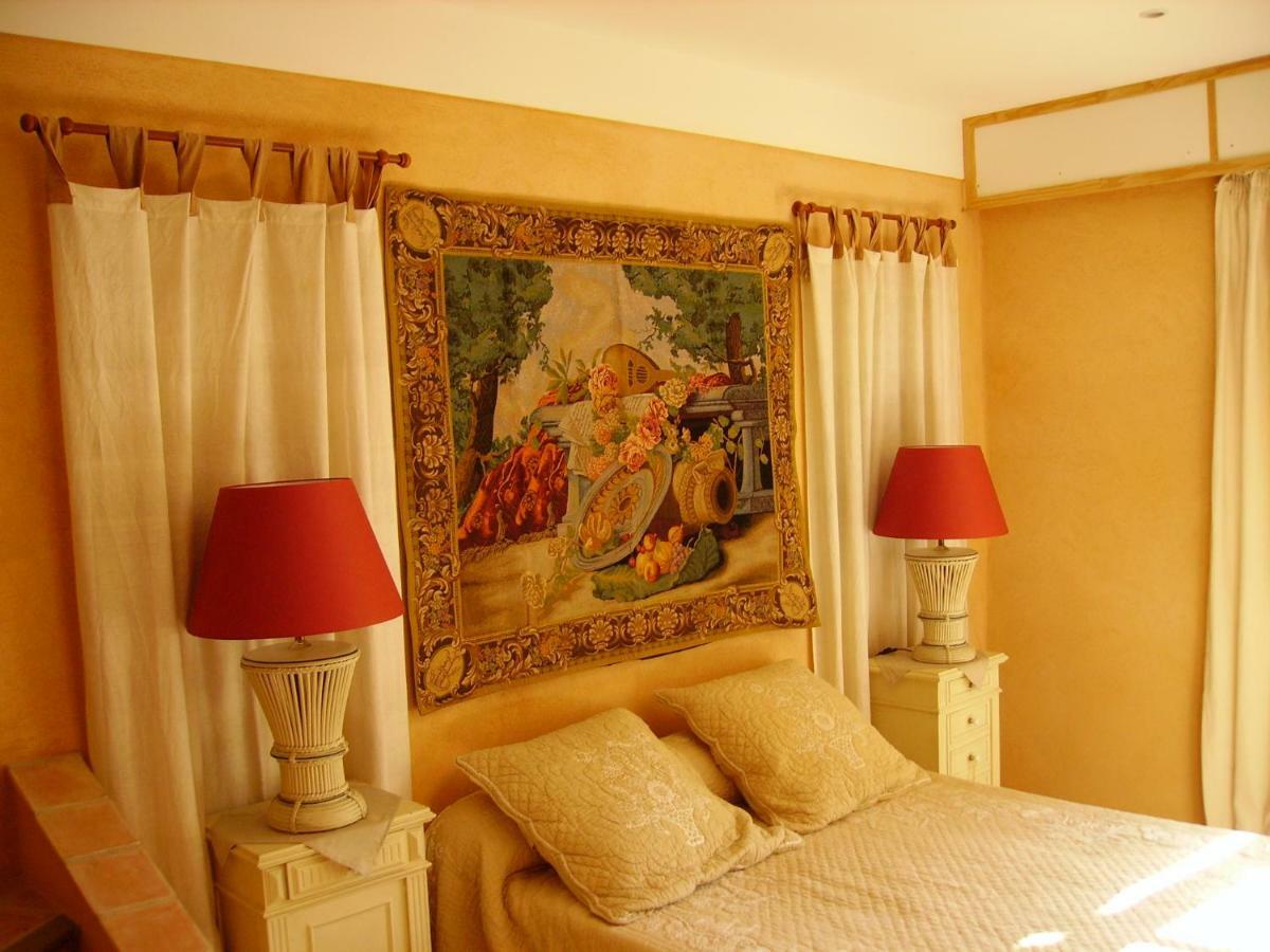 Le Bastidon Saint-Michel Bed & Breakfast Sainte-Maxime Exterior photo