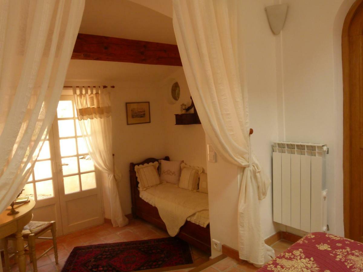 Le Bastidon Saint-Michel Bed & Breakfast Sainte-Maxime Exterior photo