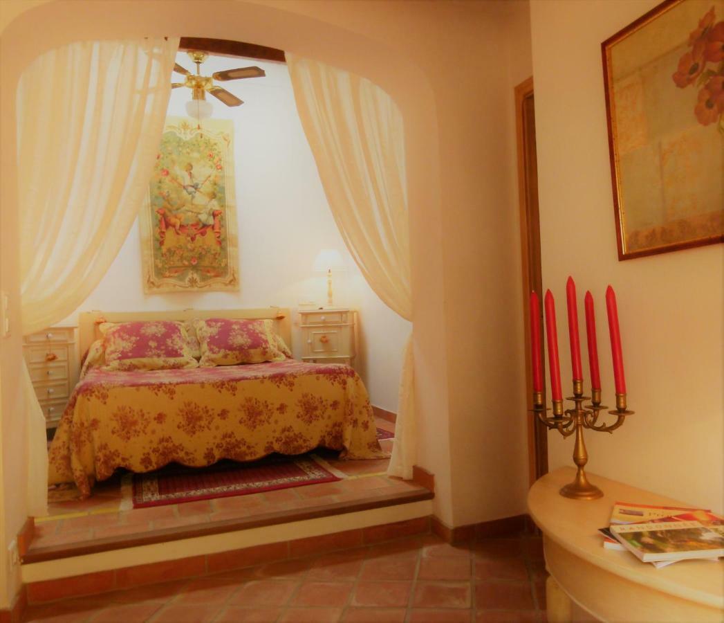 Le Bastidon Saint-Michel Bed & Breakfast Sainte-Maxime Exterior photo